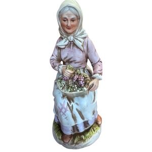 Vintage Homco Porcelain Figurine Old Woman with Grape Basket 1433 Taiwan 7.5in